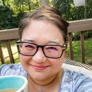 Meet your Posher, Connie